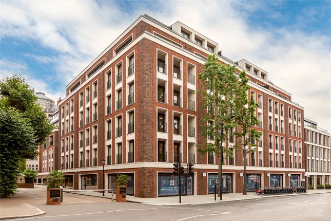 Flat for sale in Lancer Square, Apartment 23, 1 Lancer Square, Kensington Church St