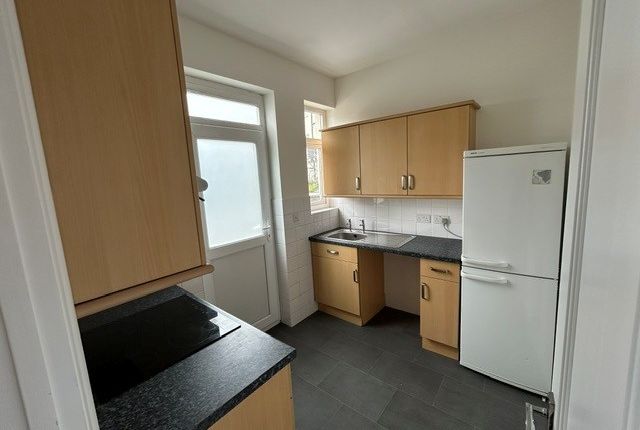 41a Gower Road, Sketty photo 3
