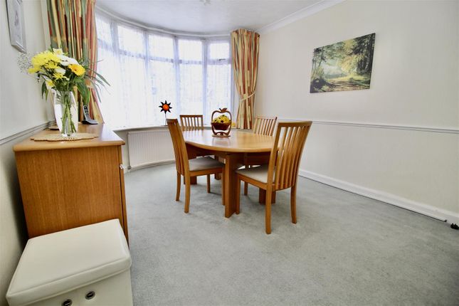17, Rymond Road, Birmingham photo 4