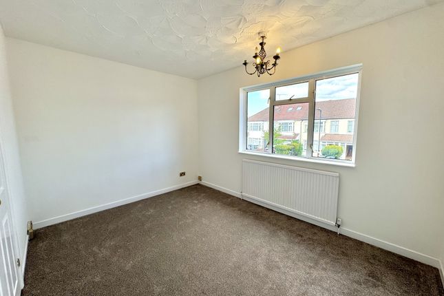 63, Brent Road, Southall photo 4