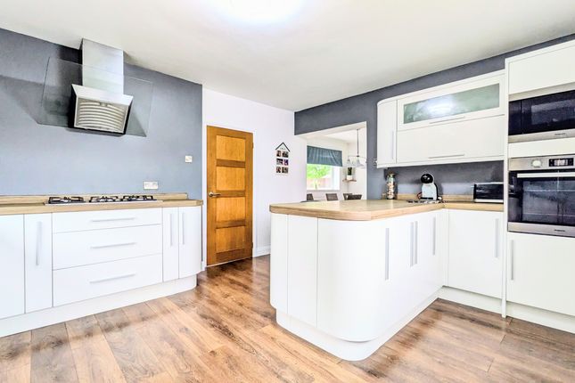 96 Brecon Rise, Merthyr Tydfil photo 3