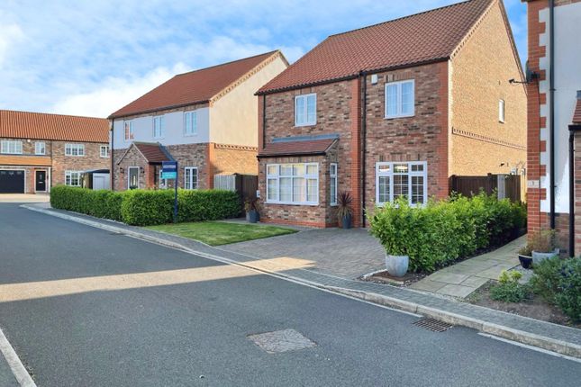 Thumbnail Detached house for sale in Chapel Close, Hambleton, Selby