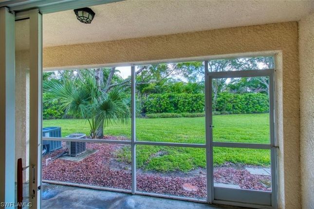 Town house for sale in 8189 Pacific Beach Drive, Fort Myers, Florida, United States Of America