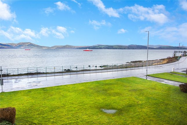 13, Balmoral Place, Gourock photo 4