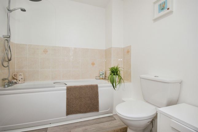 Flat for sale in Hamilton Road, Boscombe, Bournemouth