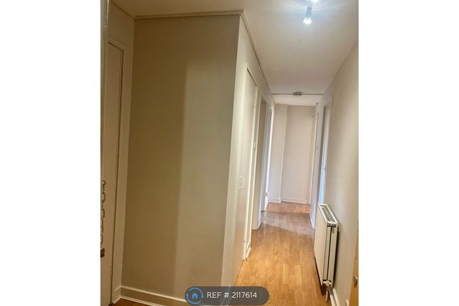 Kingsknowe Court, Kingsknowe, Edinburgh photo 3