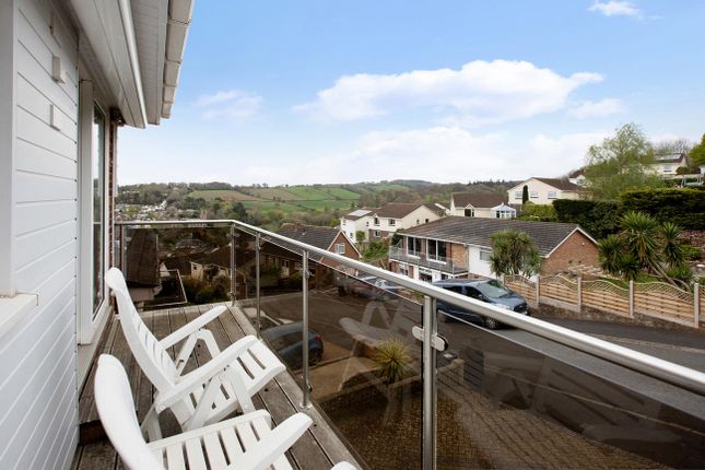 34, Meadow Rise, Dawlish photo 3