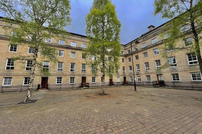 Flat to rent in St. Andrews Square, Glasgow