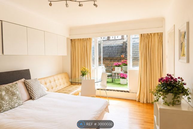 Studio flat on Crawford Street, London, £2,275/mo