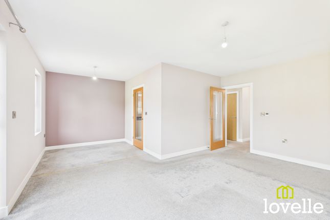 2-bed other on 29, Hainsworth Park, Kingston upon Hull, £200,000