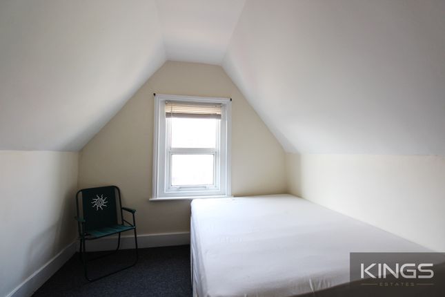 Flat to rent in Westwood Road, Southampton