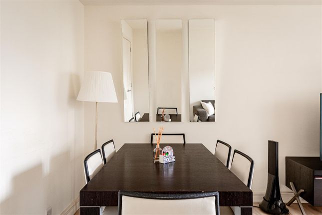 Flat 2, Hungerford House, Napier Place, London photo 3