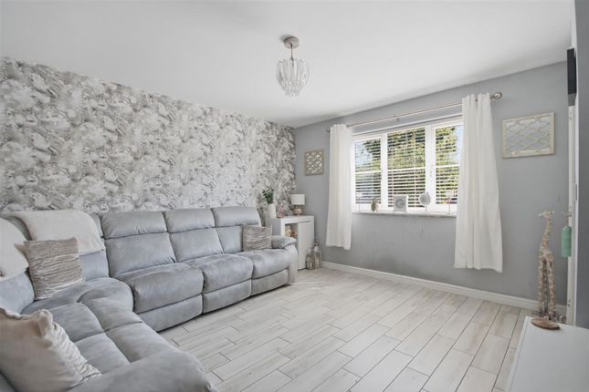 45a Creswell Road, Chesterfield photo 2
