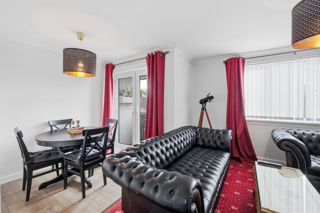 38/5 Captains Drive, Edinburgh photo 4