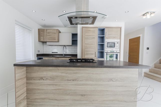 81, Kingfisher Way, Newark photo 4