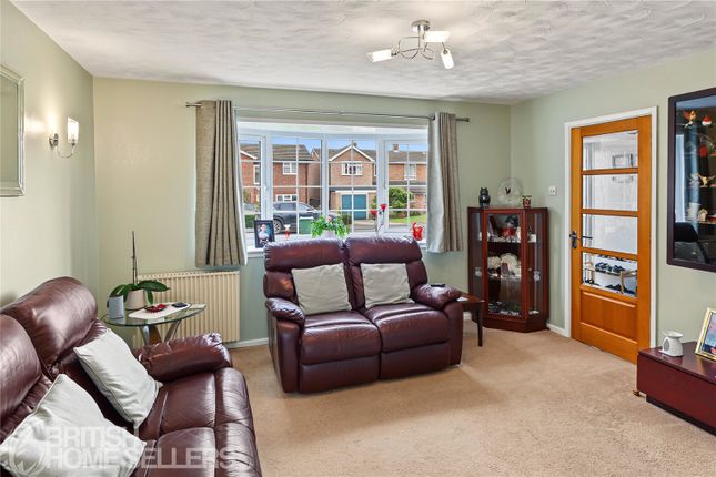 Cautley Close, Aylesbury photo 4