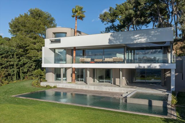 Thumbnail 5 bed villa for sale in 06400 Cannes, Alpes-Maritimes, Provence-Alpes-C&ocirc;te d`Azur, France