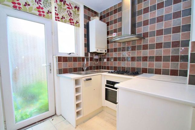 4, Woodlands Road, Harrow photo 2