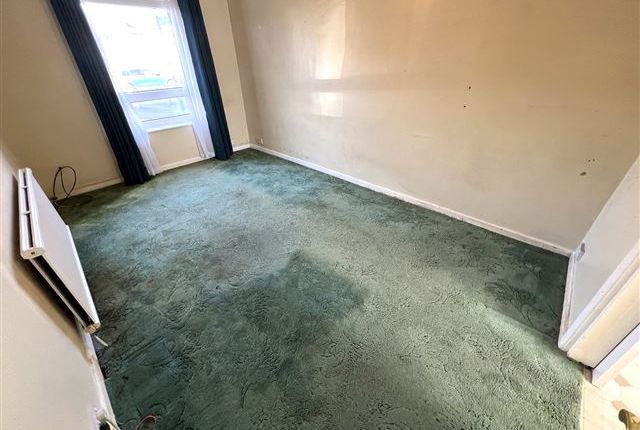 Flat 5, Stuart Court Regal Close, Portsmouth photo 3