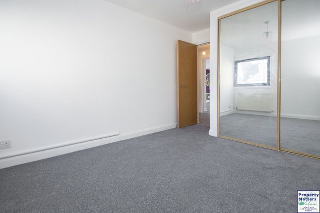 Flat for sale in Barclay House, West Langlands Street
