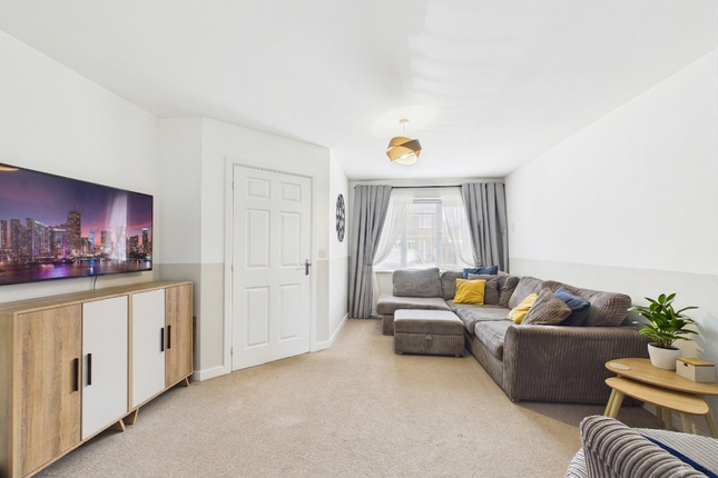 32, Harrier Way, Diss photo 2