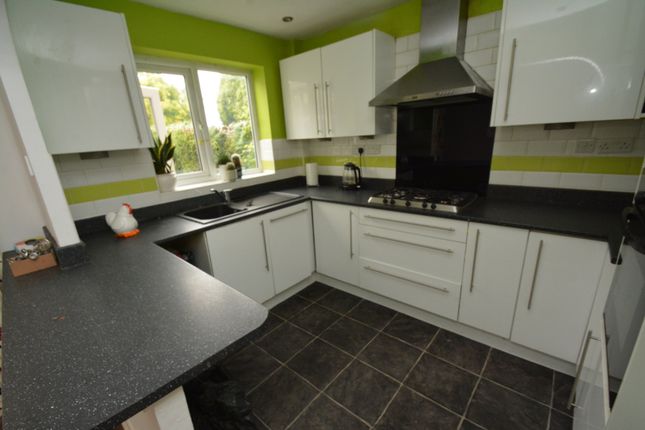 10, John Street, Droylsden photo 4
