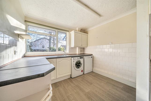 6, Dragons Hill Court, Bristol photo 3