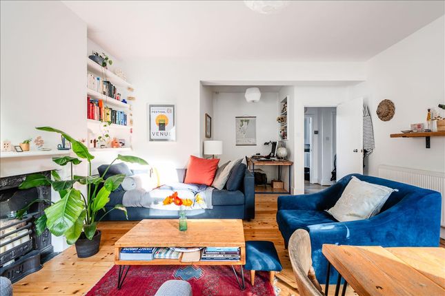 Flat for sale in Cannon Street Road, Aldgate