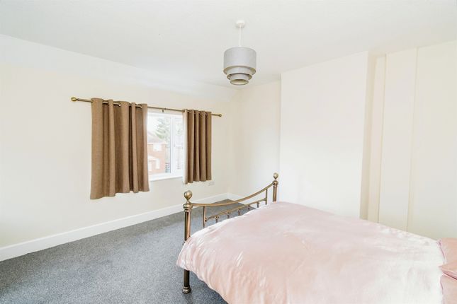 End terrace house for sale in Outer Circle, Southampton