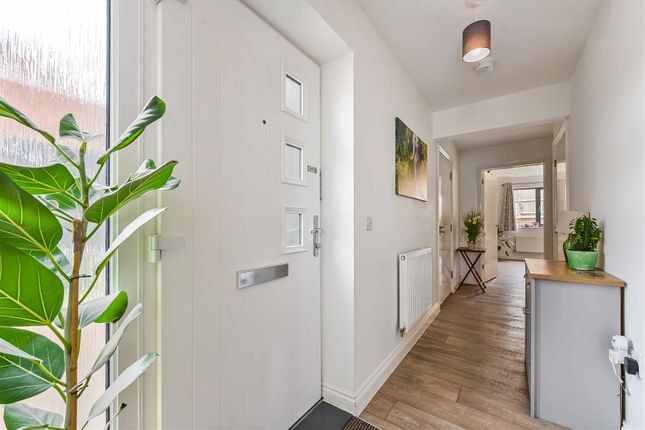 10, Woodpecker Way, Andover photo 3