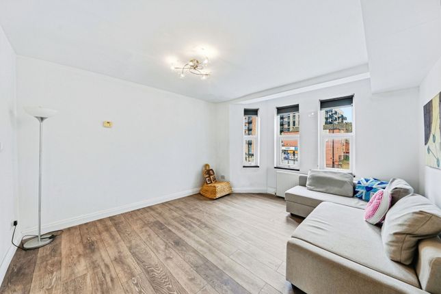 Flat 3 Howick Mansions, 825, Woolwich Road, London photo 4
