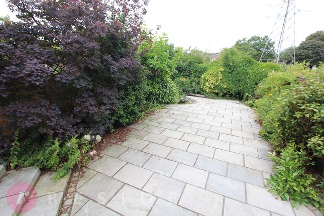 520, Manchester Road, Rochdale photo 4