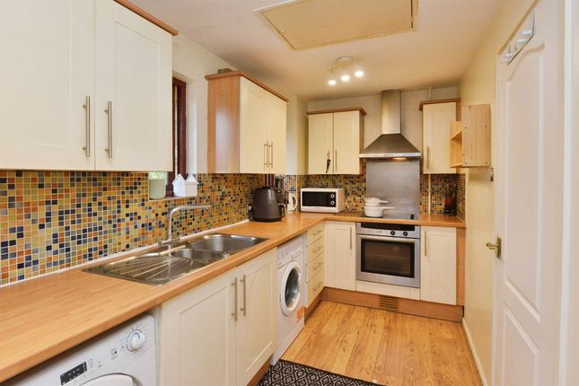 Cockerell Grove, Milton Keynes photo 3
