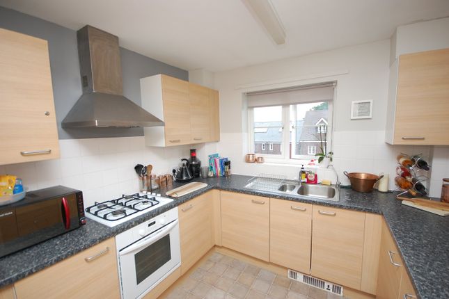 26, Cowden Close, Surrey photo 3