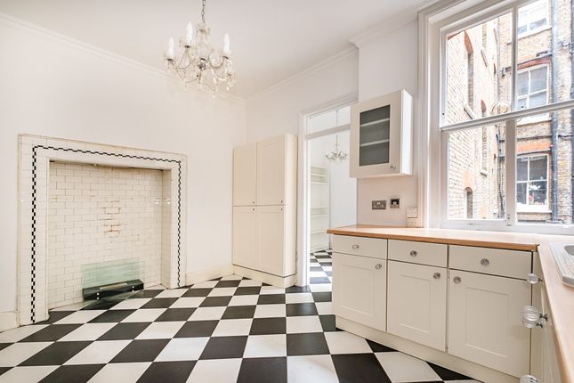 Flat for sale in St. Marys Mansions, London