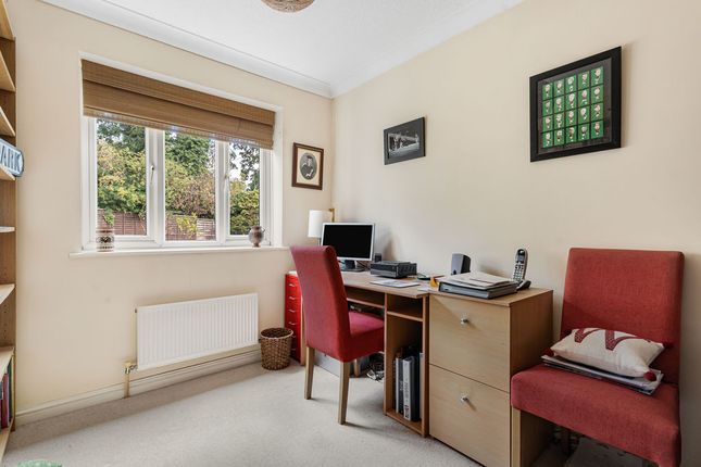 7, Hamilton Lane, Milton Keynes photo 4
