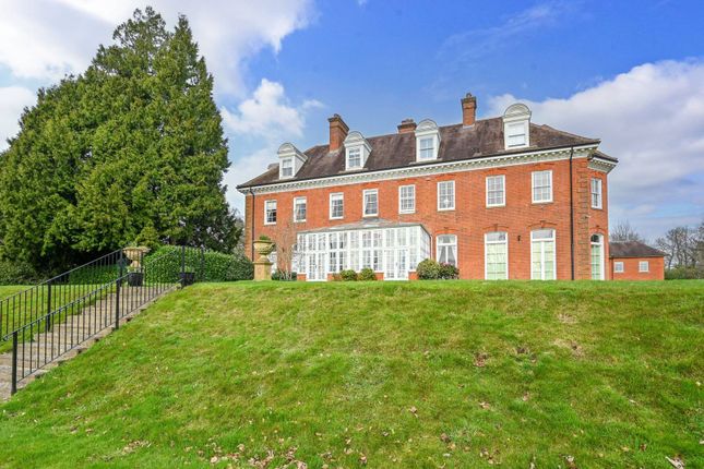 Flat for sale in Nanhurst Park, Cranleigh