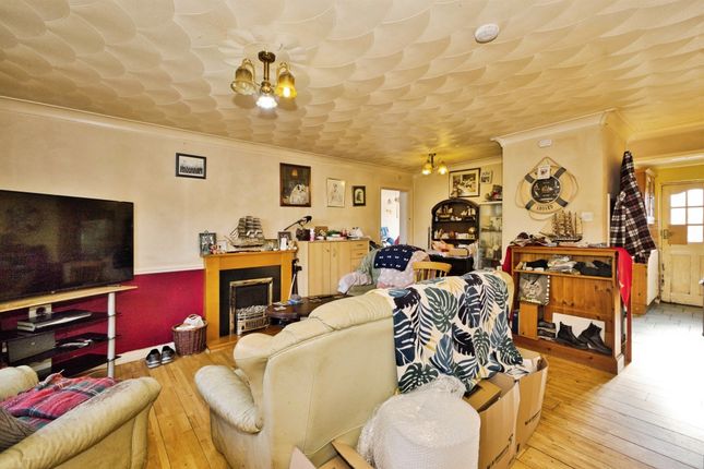 219, Monks Dale, YEOVIL photo 4