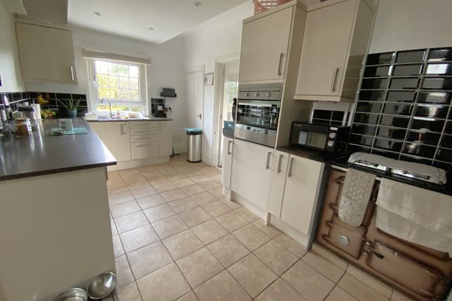 Cottage for sale in Holywell, Dorchester