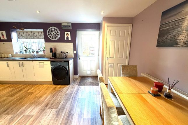 53, Fern Road, Langport photo 3