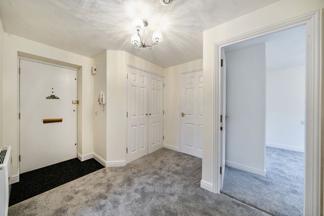Flat 25, Hutchings Lodge,, High Street, Hertfordshire photo 4