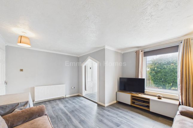 16, Wilson Avenue, Paisley photo 3