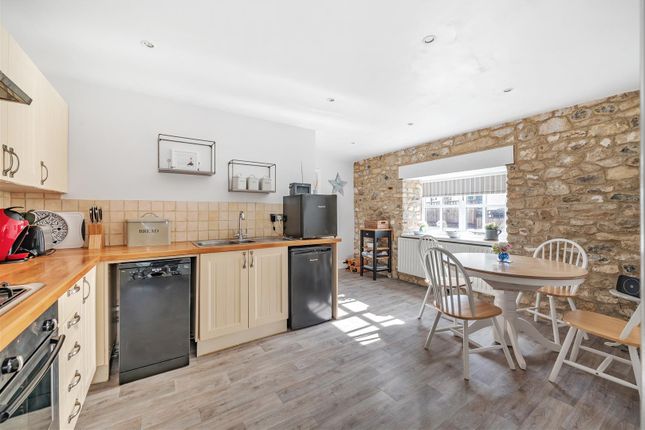 The Linhay, Tytherleigh Court, Axminster photo 3
