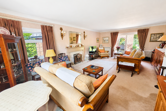 22, Brindley Brae, Stourbridge photo 4