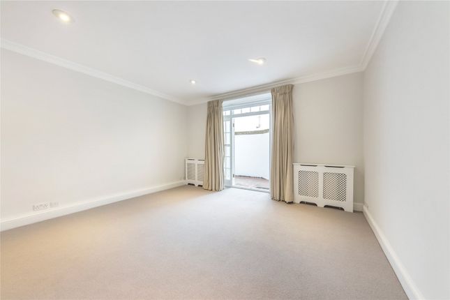 Flat A, 28, Cranley Gardens, South Kensington photo 3