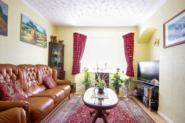 169, Monmouth Road, Edmonton photo 3
