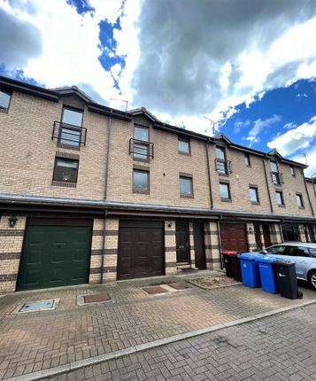 Thumbnail Town house to rent in Springfield Court, Linlithgow