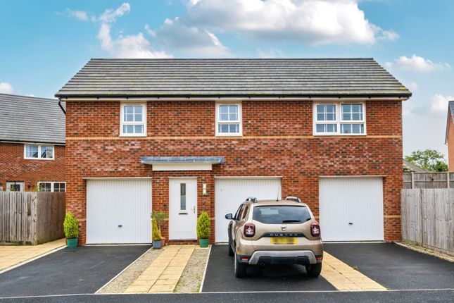 2-bed flat on Greensands Way, Swanage, £94,000