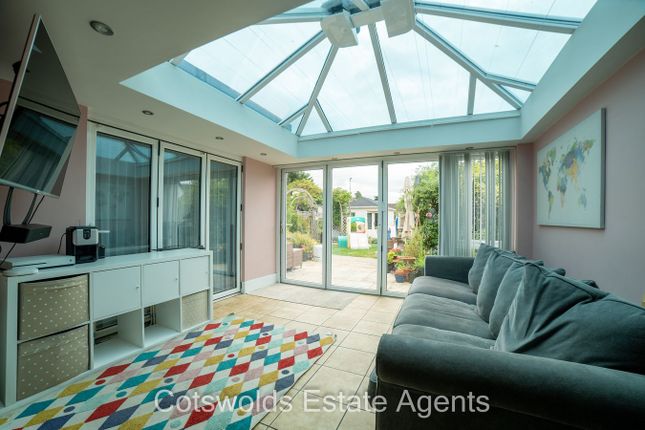 35, Rivelands Road, Cheltenham photo 4