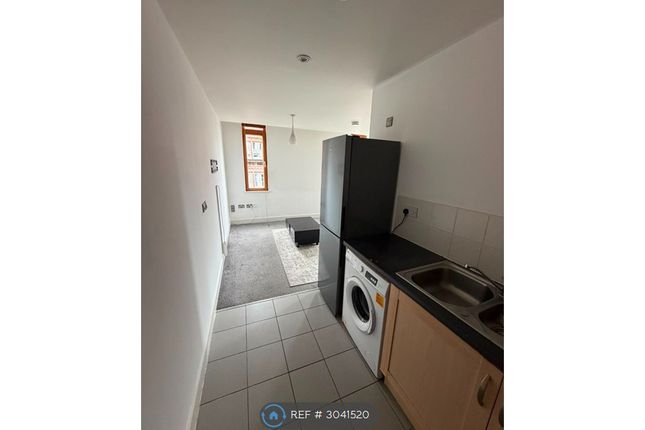 Flat, Chatsworth House Lever St, Manchester photo 3